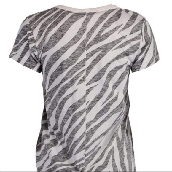 RAG & BONE All Over Zebra Tee
Size XS - Picture 2 of 7